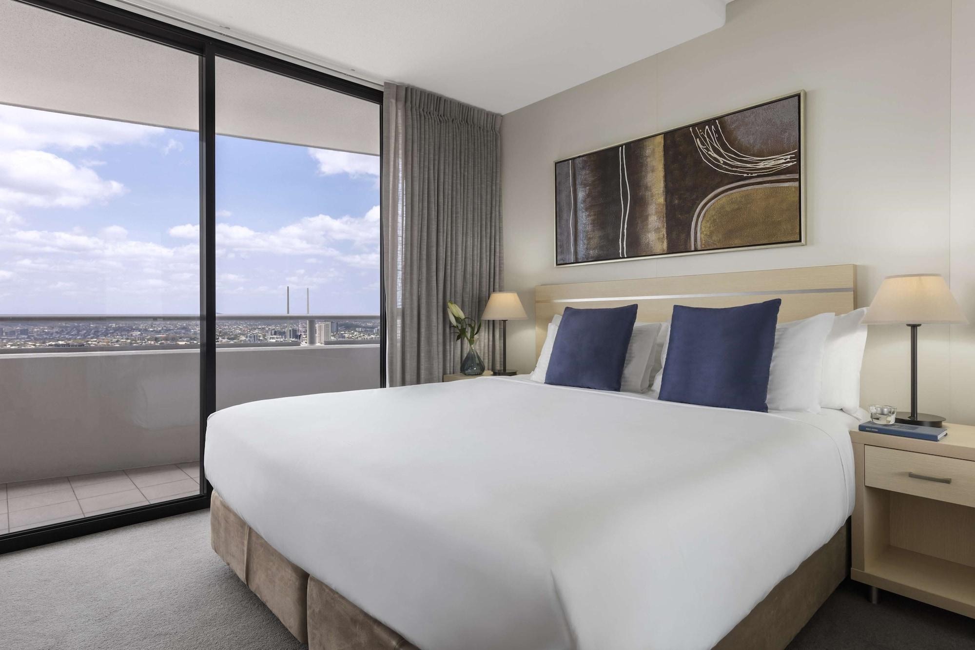 Oaks Brisbane Aurora Suites Екстериор снимка