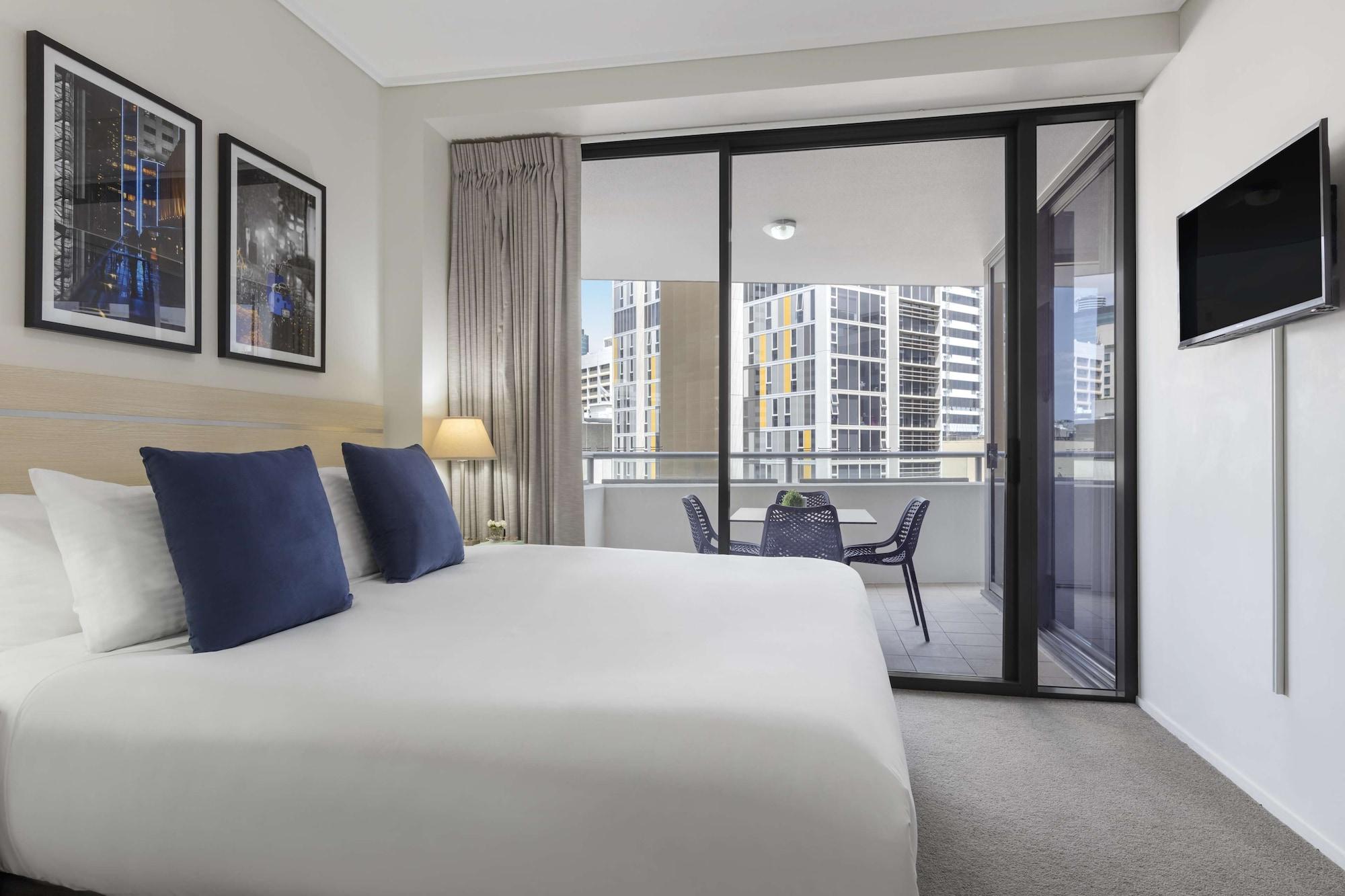 Oaks Brisbane Aurora Suites Екстериор снимка