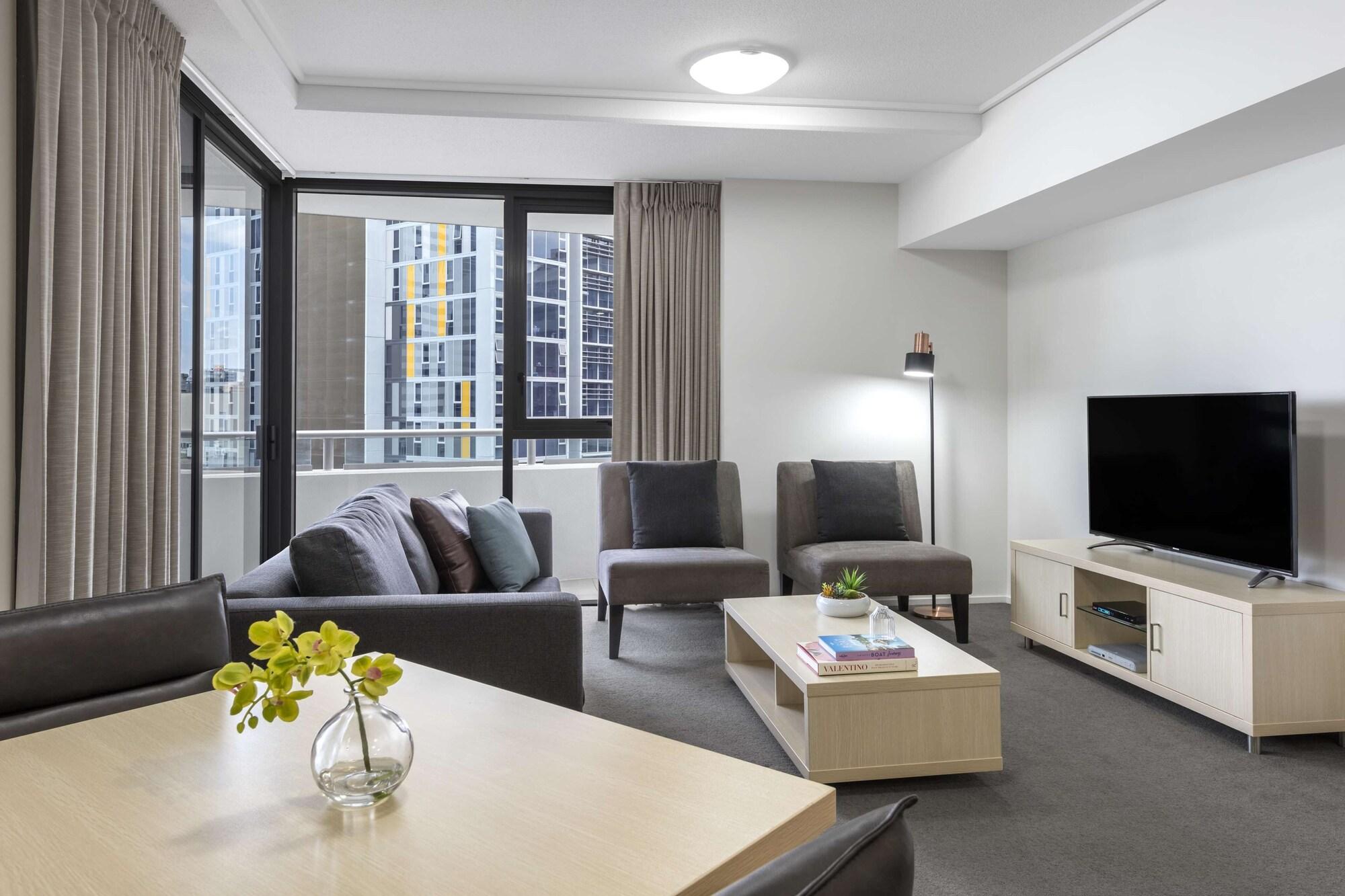 Oaks Brisbane Aurora Suites Екстериор снимка