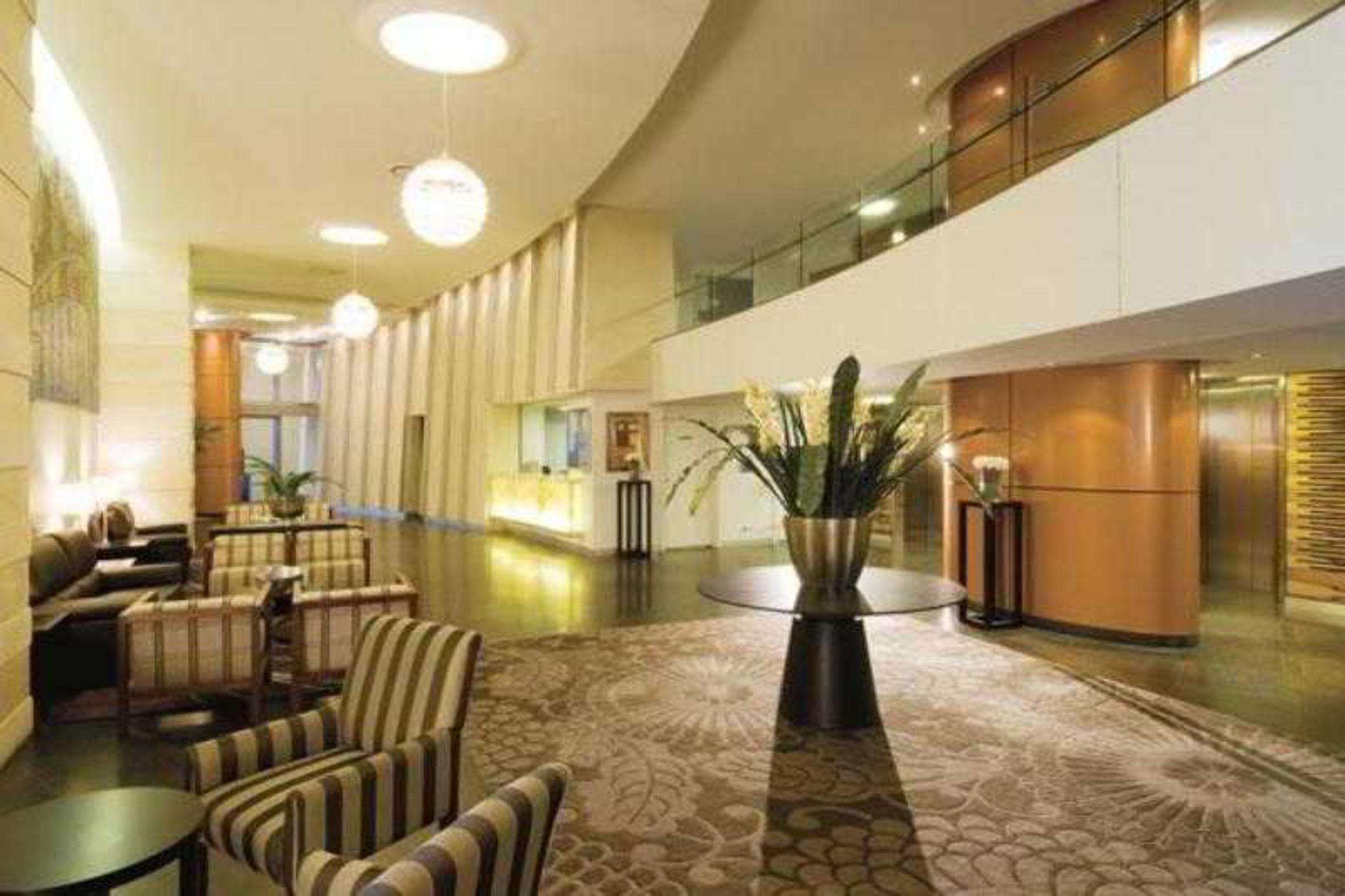 Oaks Brisbane Aurora Suites Екстериор снимка