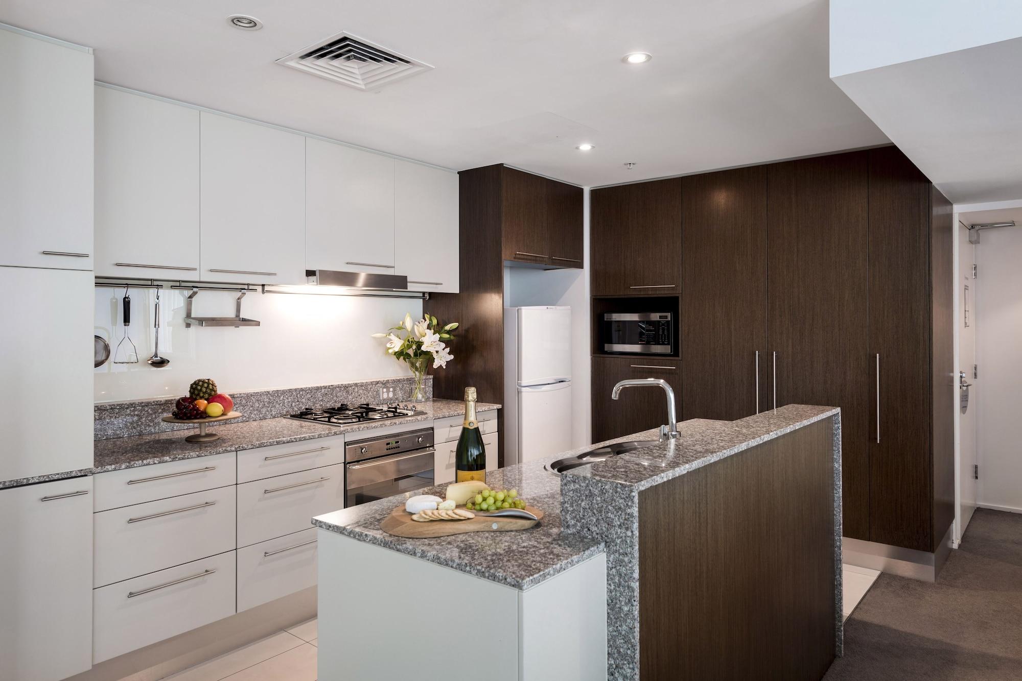 Oaks Brisbane Aurora Suites Екстериор снимка