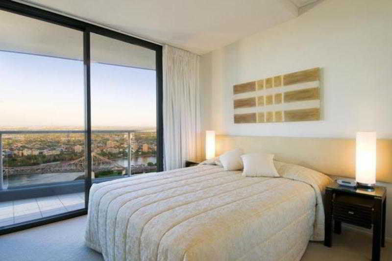 Oaks Brisbane Aurora Suites Екстериор снимка
