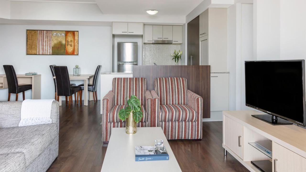 Oaks Brisbane Aurora Suites Екстериор снимка